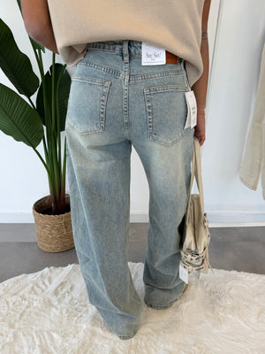 Joanna balloon jeans stretch washed – high-waist dames jeans met ballonpasvorm, achteraanzicht met achterzakken