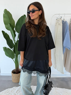 Oversized shirt – ruimvallend shirt met kanten zoom en zachte stof, vooraanzicht