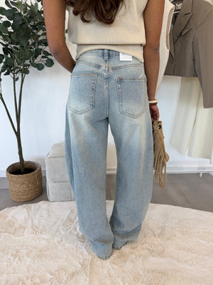 Joanna balloon jeans – stretch washed damesjeans in balloon fit, achterkant