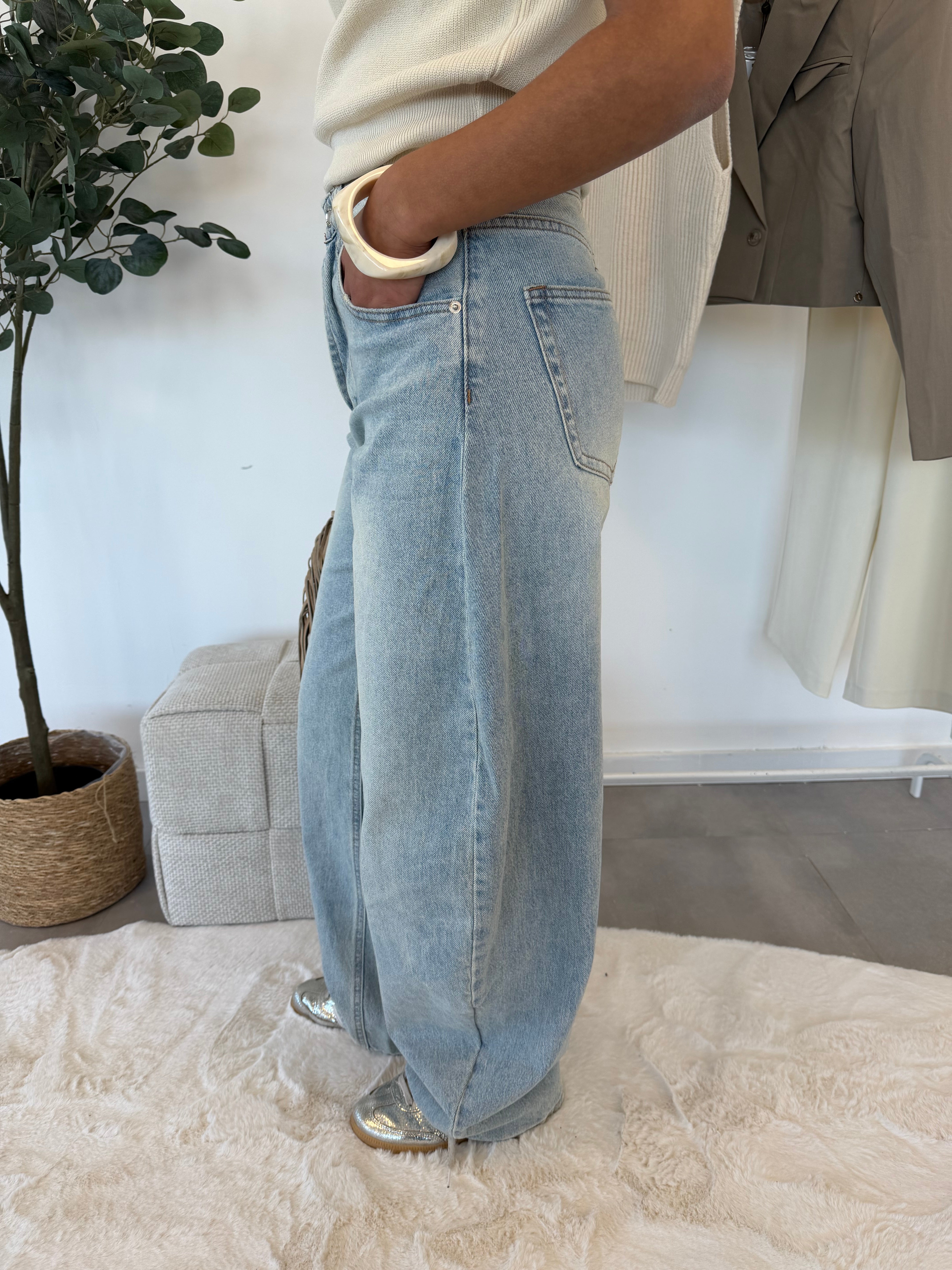 Joanna balloon jeans – stretch washed damesjeans in balloon fit, zijaanzicht