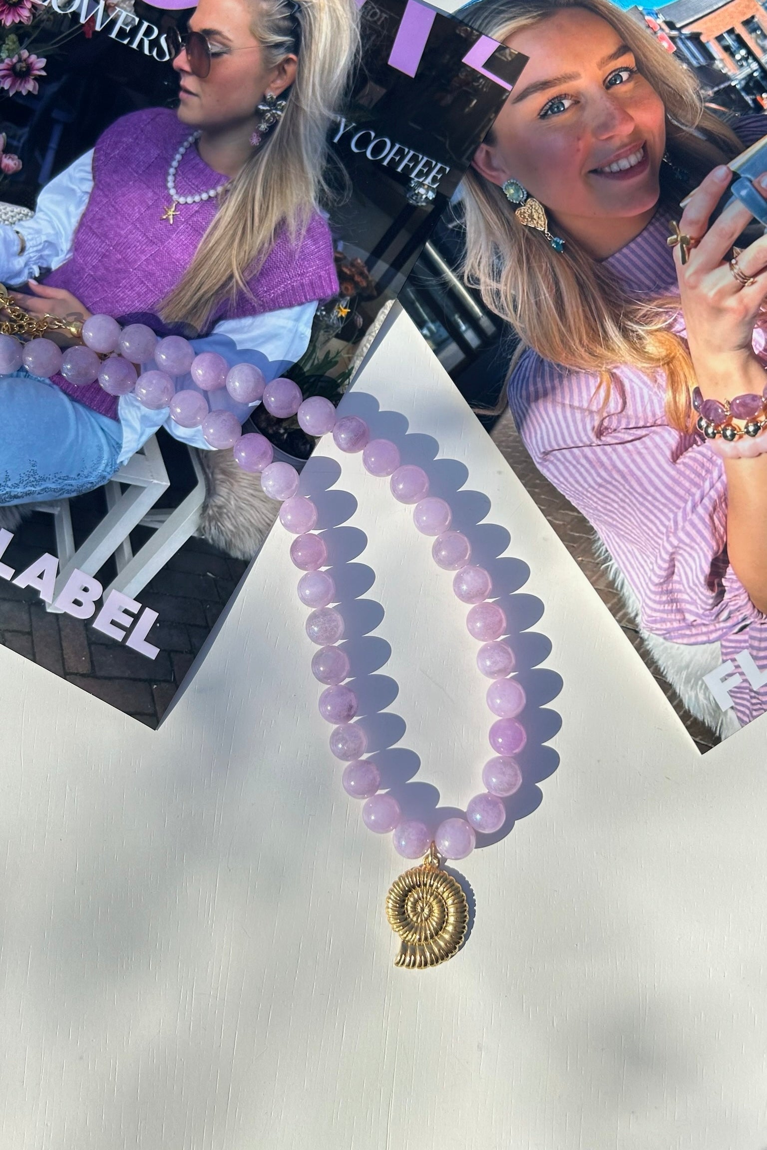 Ketting lila met bedel