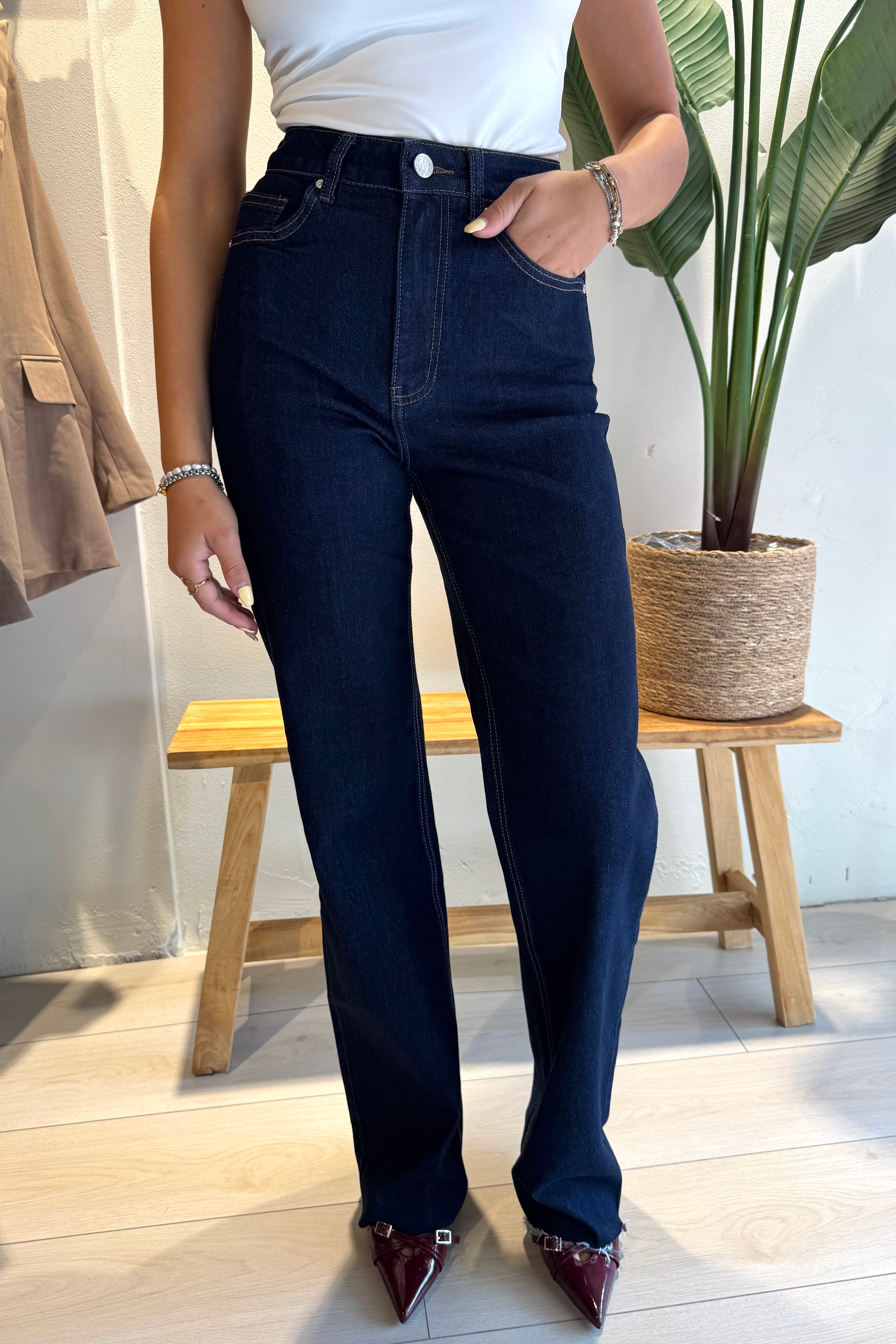 Ella jeans